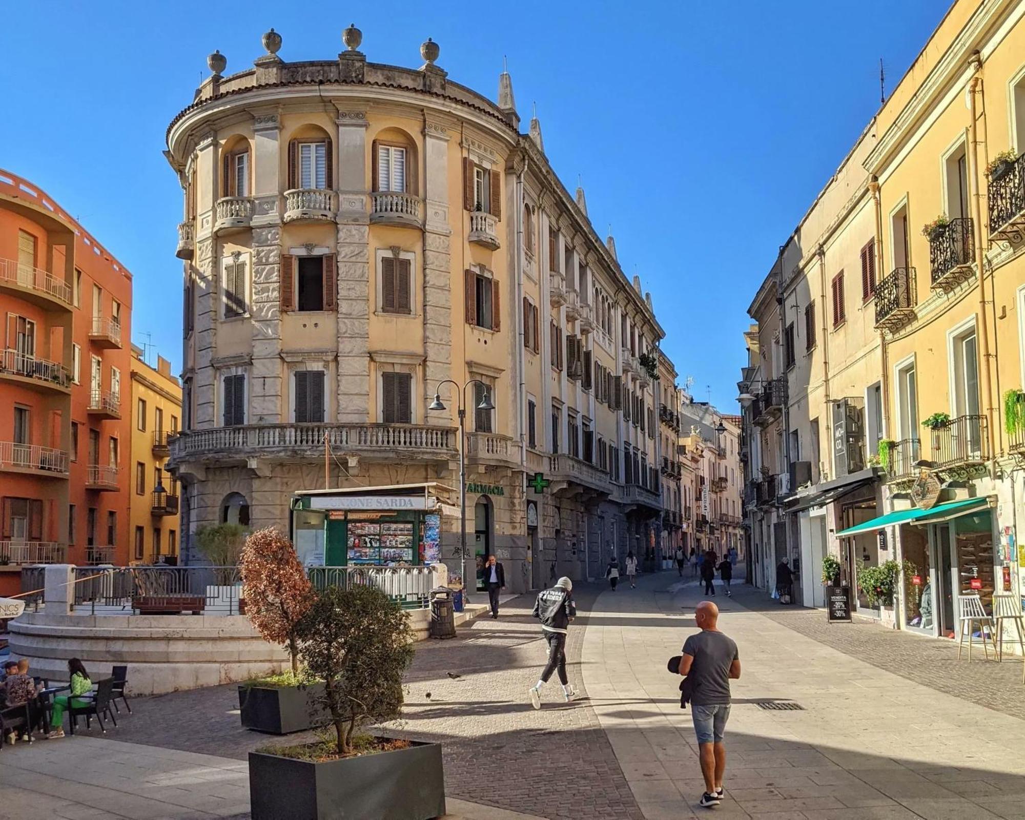 Pley Cagliari Boutique Rooms Экстерьер фото